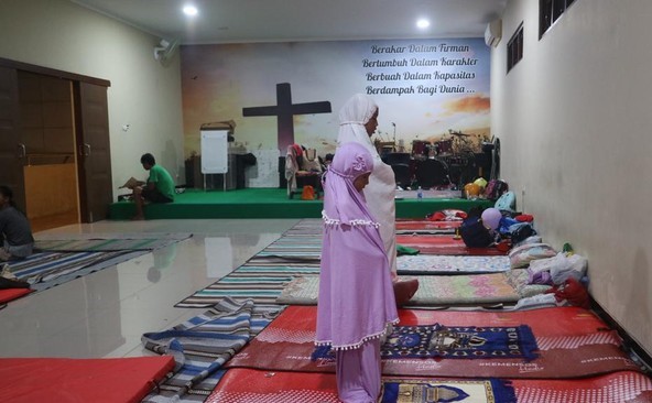  Gereja Tampung Ratusan Pengungsi Banjir di Kudus