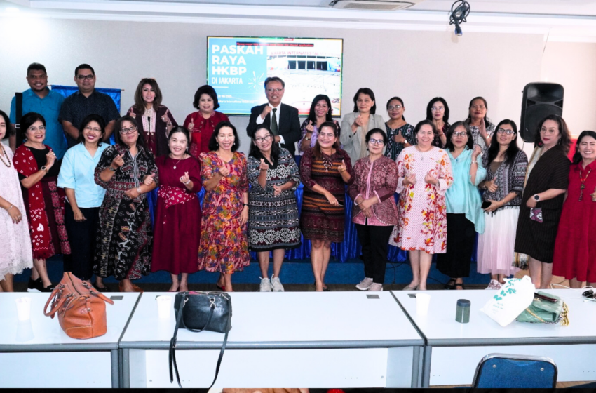  Praeses Oloan Nainggolan dan Sandra Sidabutar Pimpin Rapat Paskah Raya Wilayah Jawa